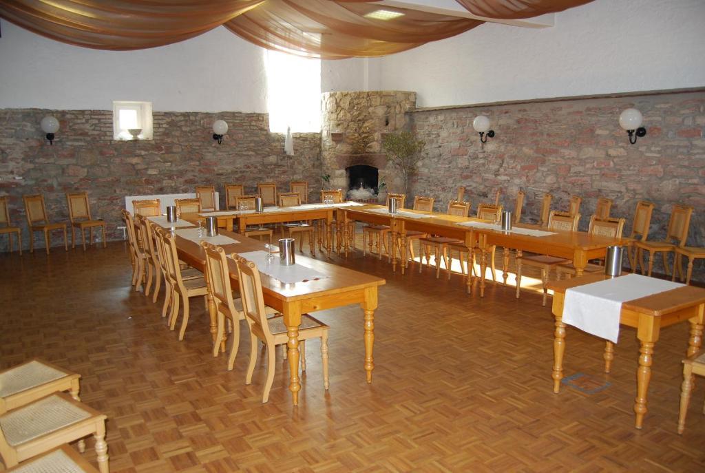 Landhotel St. Gereon Nackenheim Buitenkant foto